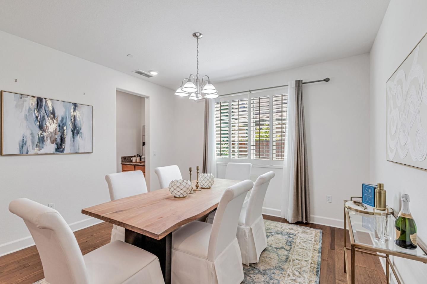 Detail Gallery Image 3 of 45 For 2888 Lemon Grass Ln, Gilroy,  CA 95020 - 5 Beds | 4/1 Baths