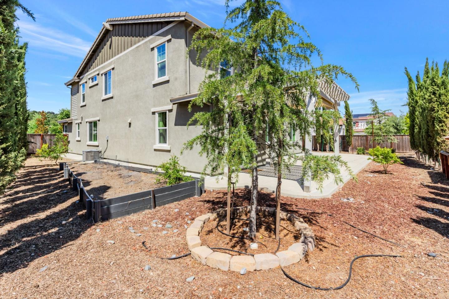 Detail Gallery Image 33 of 45 For 2888 Lemon Grass Ln, Gilroy,  CA 95020 - 5 Beds | 4/1 Baths