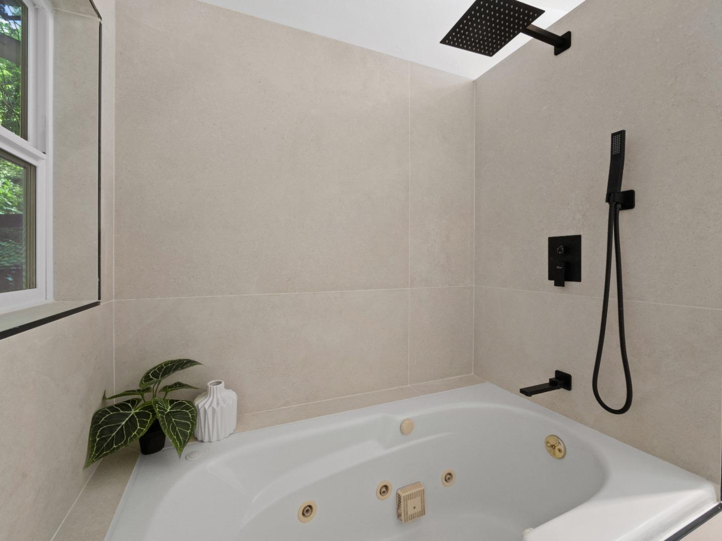 Detail Gallery Image 12 of 17 For 201 Lake St, Boulder Creek,  CA 95006 - 3 Beds | 2 Baths