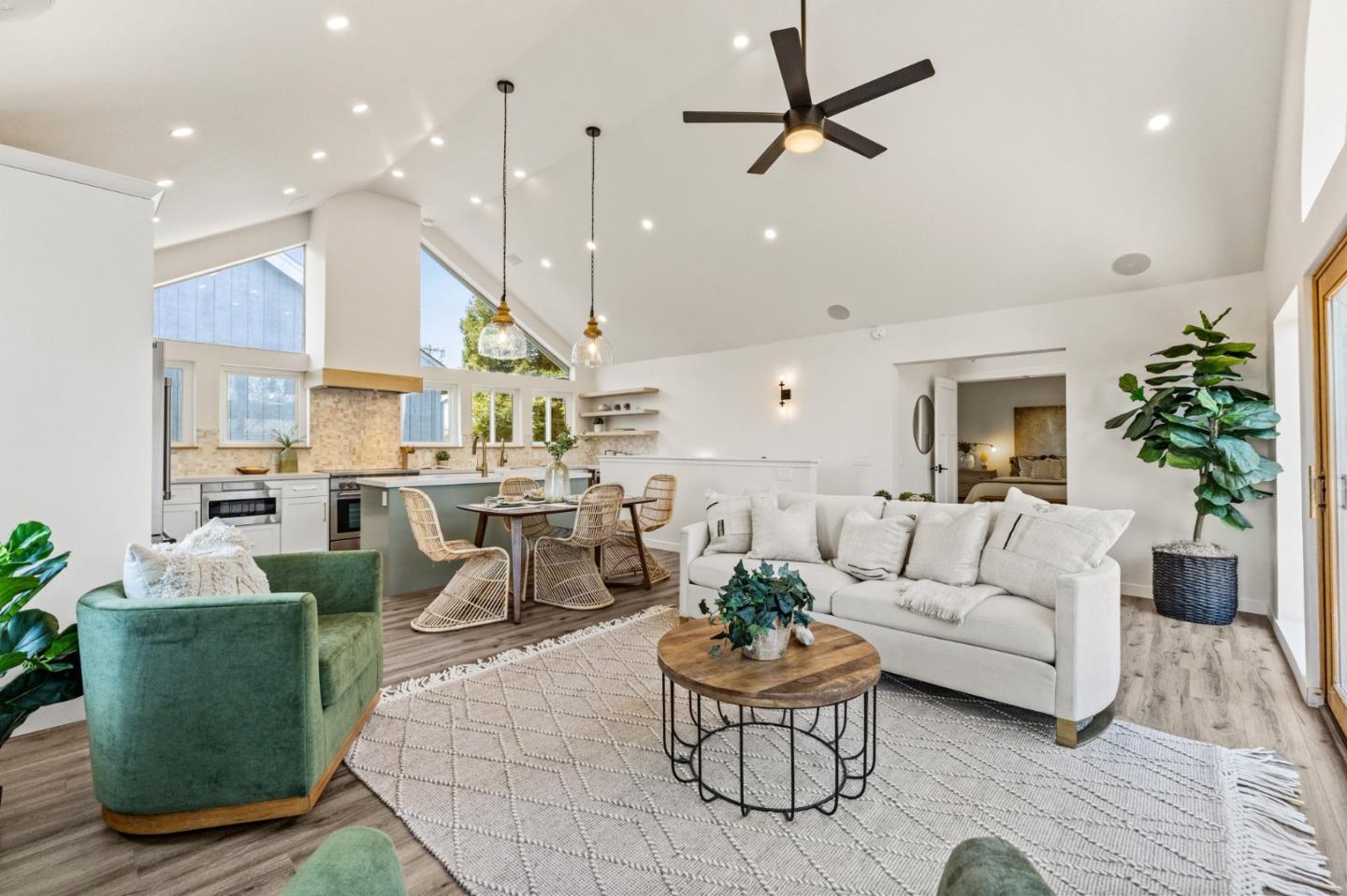 Detail Gallery Image 2 of 35 For 2846 Rosedale Ave, Soquel,  CA 95073 - 3 Beds | 2/1 Baths