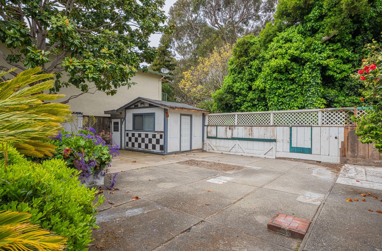 Detail Gallery Image 31 of 33 For 118 Seeno St, Monterey,  CA 93940 - 3 Beds | 1/1 Baths