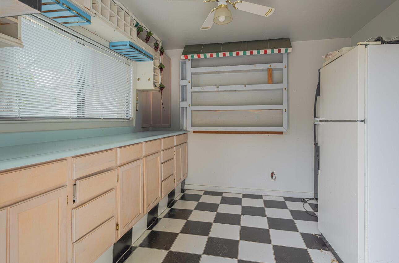 Detail Gallery Image 33 of 33 For 118 Seeno St, Monterey,  CA 93940 - 3 Beds | 1/1 Baths