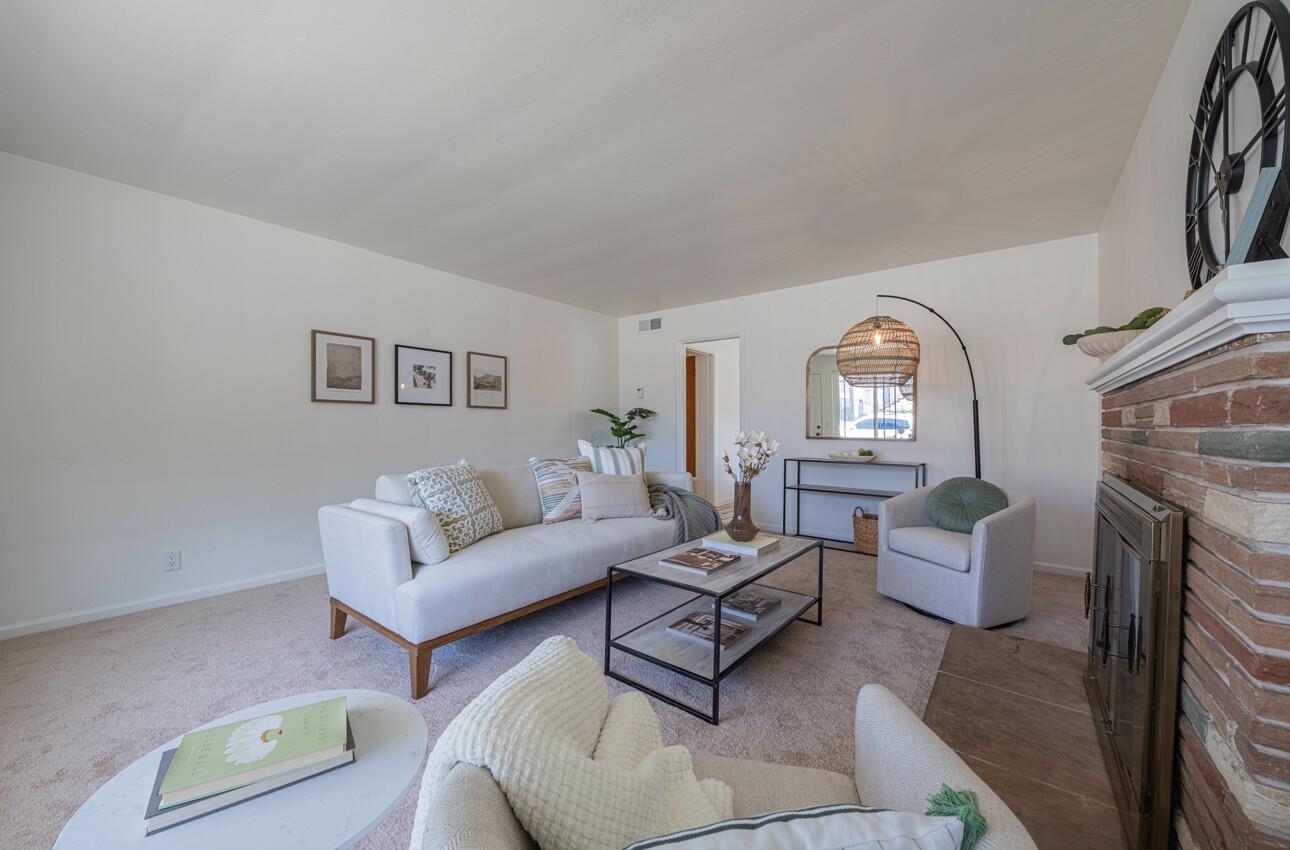 Detail Gallery Image 6 of 33 For 118 Seeno St, Monterey,  CA 93940 - 3 Beds | 1/1 Baths