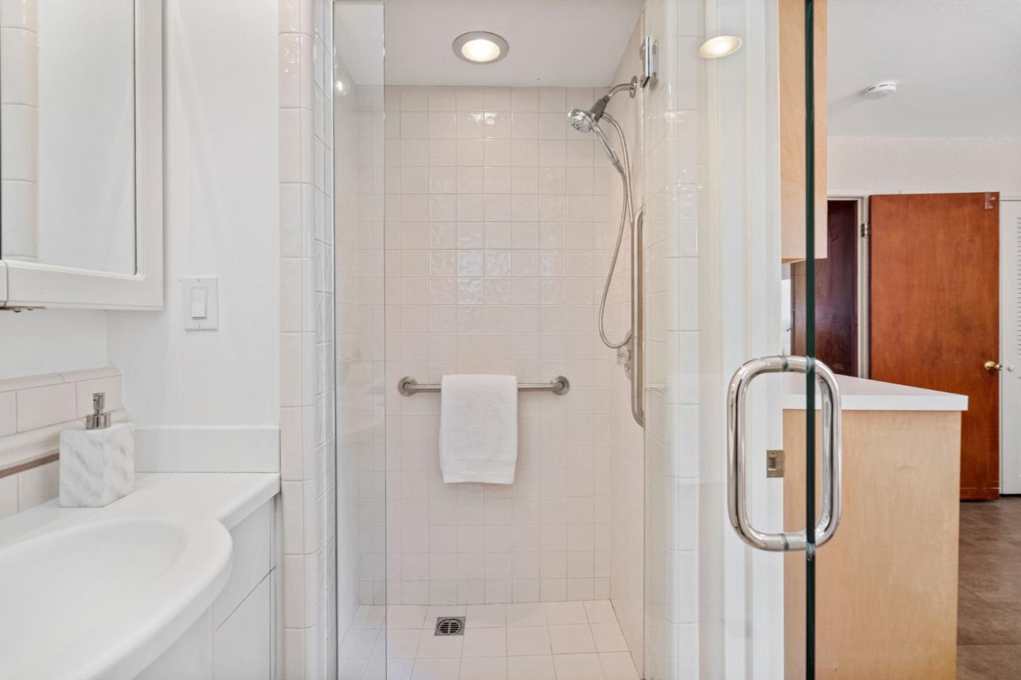 Detail Gallery Image 23 of 56 For 683 Georgia Ave, Palo Alto,  CA 94306 - 5 Beds | 4 Baths