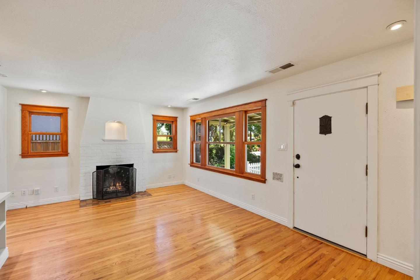 Detail Gallery Image 11 of 57 For 870 N 5th St, San Jose,  CA 95112 - 2 Beds | 1 Baths
