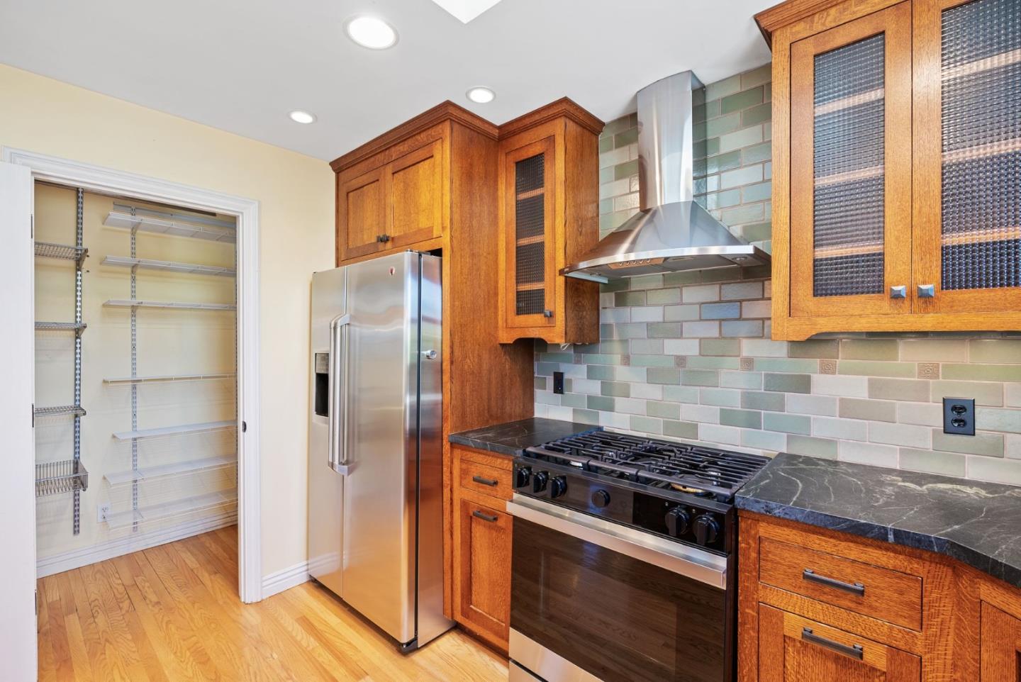 Detail Gallery Image 21 of 57 For 870 N 5th St, San Jose,  CA 95112 - 2 Beds | 1 Baths