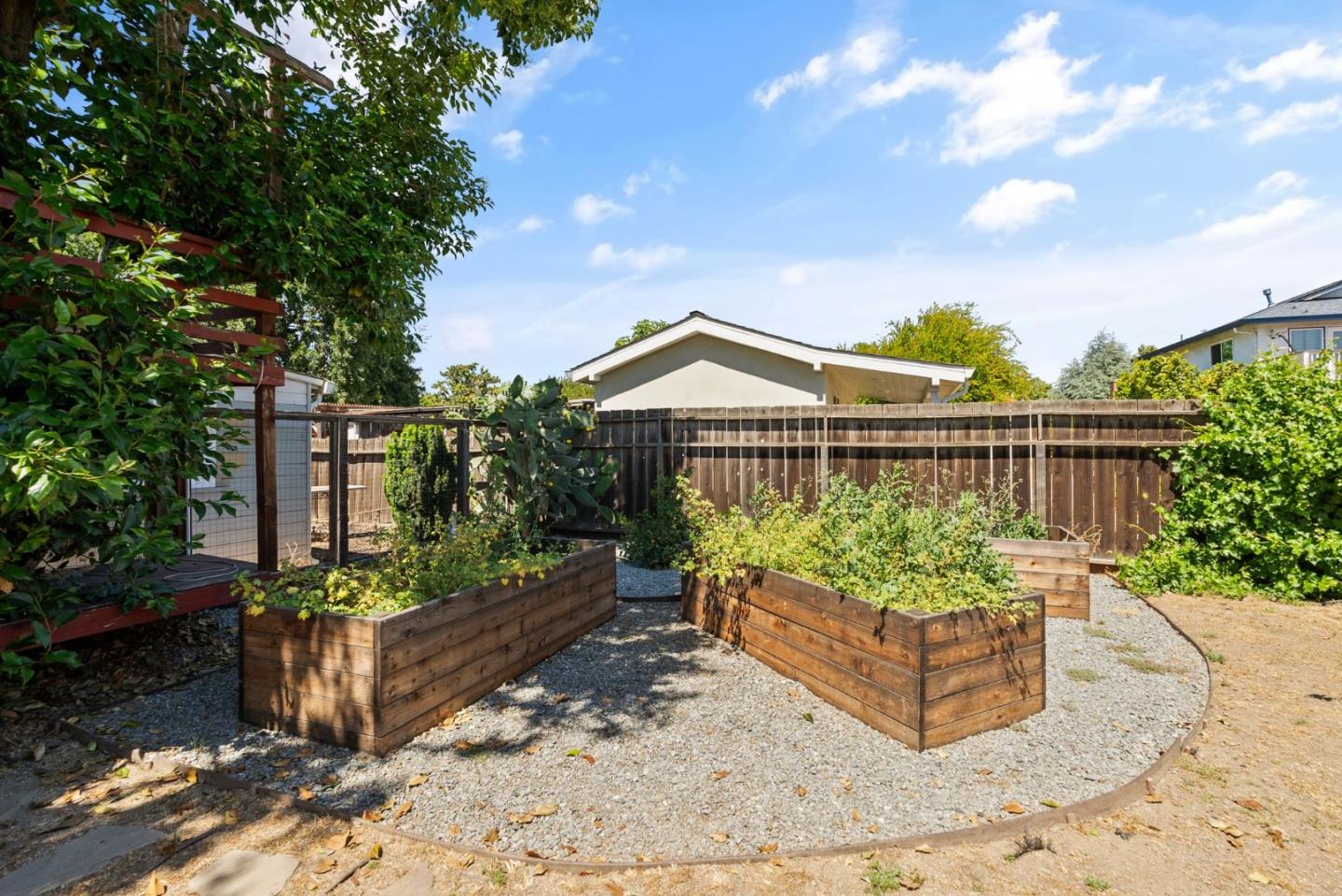 Detail Gallery Image 41 of 57 For 870 N 5th St, San Jose,  CA 95112 - 2 Beds | 1 Baths