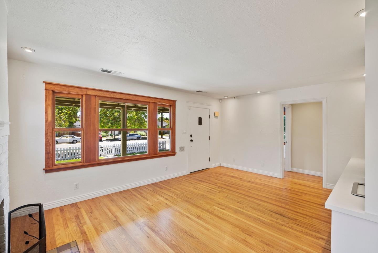 Detail Gallery Image 7 of 57 For 870 N 5th St, San Jose,  CA 95112 - 2 Beds | 1 Baths