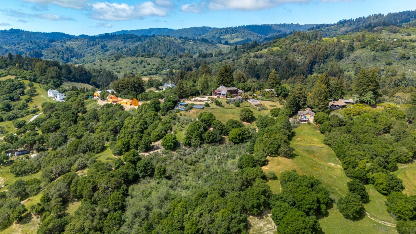 Detail Gallery Image 49 of 56 For 341 Hawk Ridge Ln, Watsonville,  CA 95076 - 4 Beds | 3 Baths