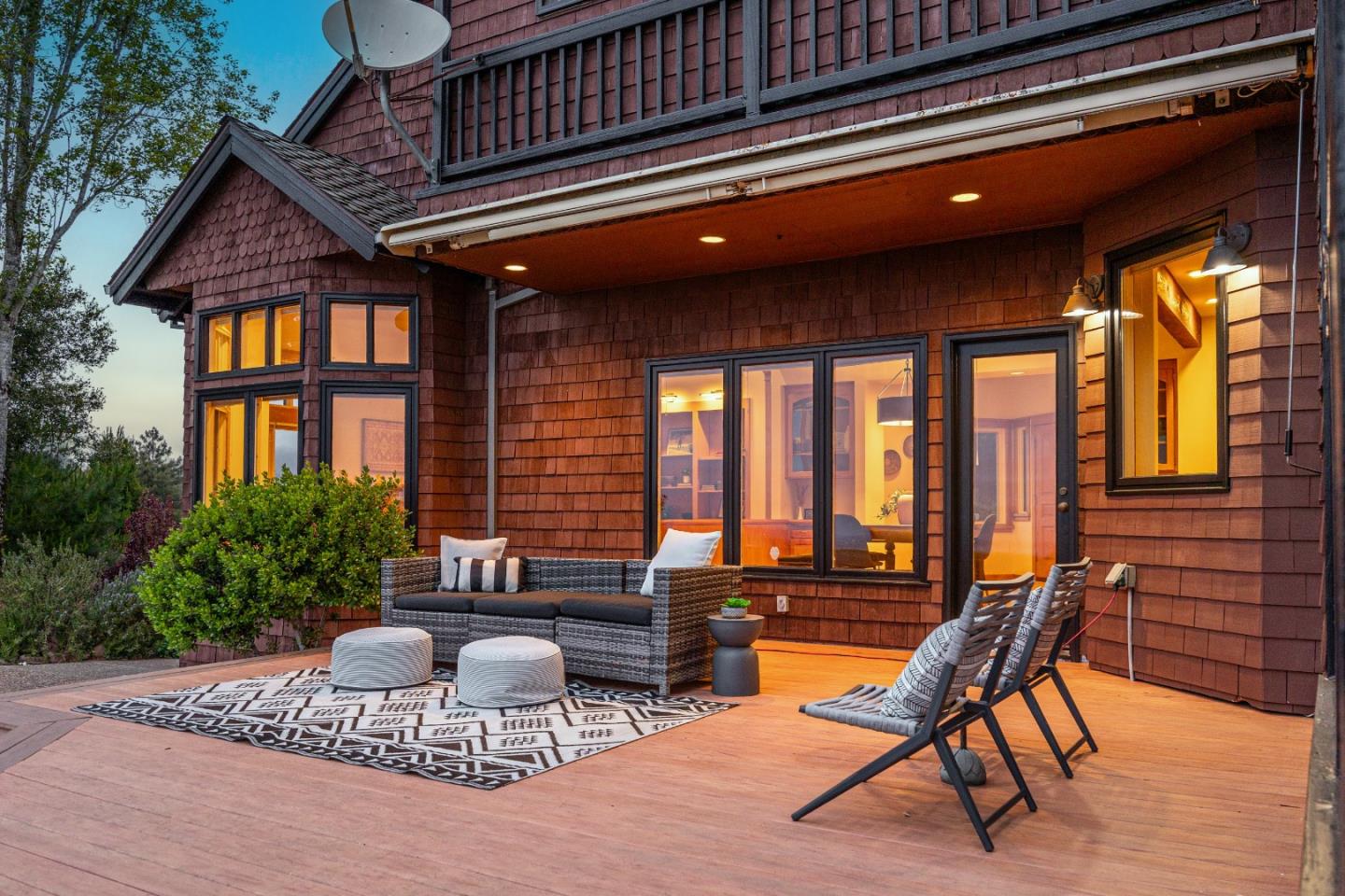 Detail Gallery Image 5 of 56 For 341 Hawk Ridge Ln, Watsonville,  CA 95076 - 4 Beds | 3 Baths