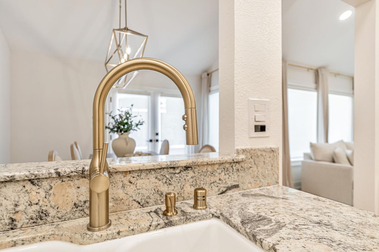 Detail Gallery Image 17 of 53 For 17510 Carriage Lamp Way, Morgan Hill,  CA 95037 - 3 Beds | 2/1 Baths