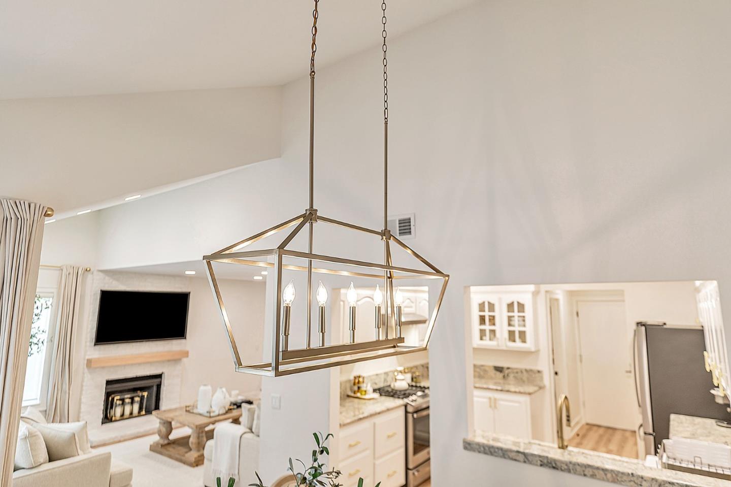 Detail Gallery Image 22 of 53 For 17510 Carriage Lamp Way, Morgan Hill,  CA 95037 - 3 Beds | 2/1 Baths