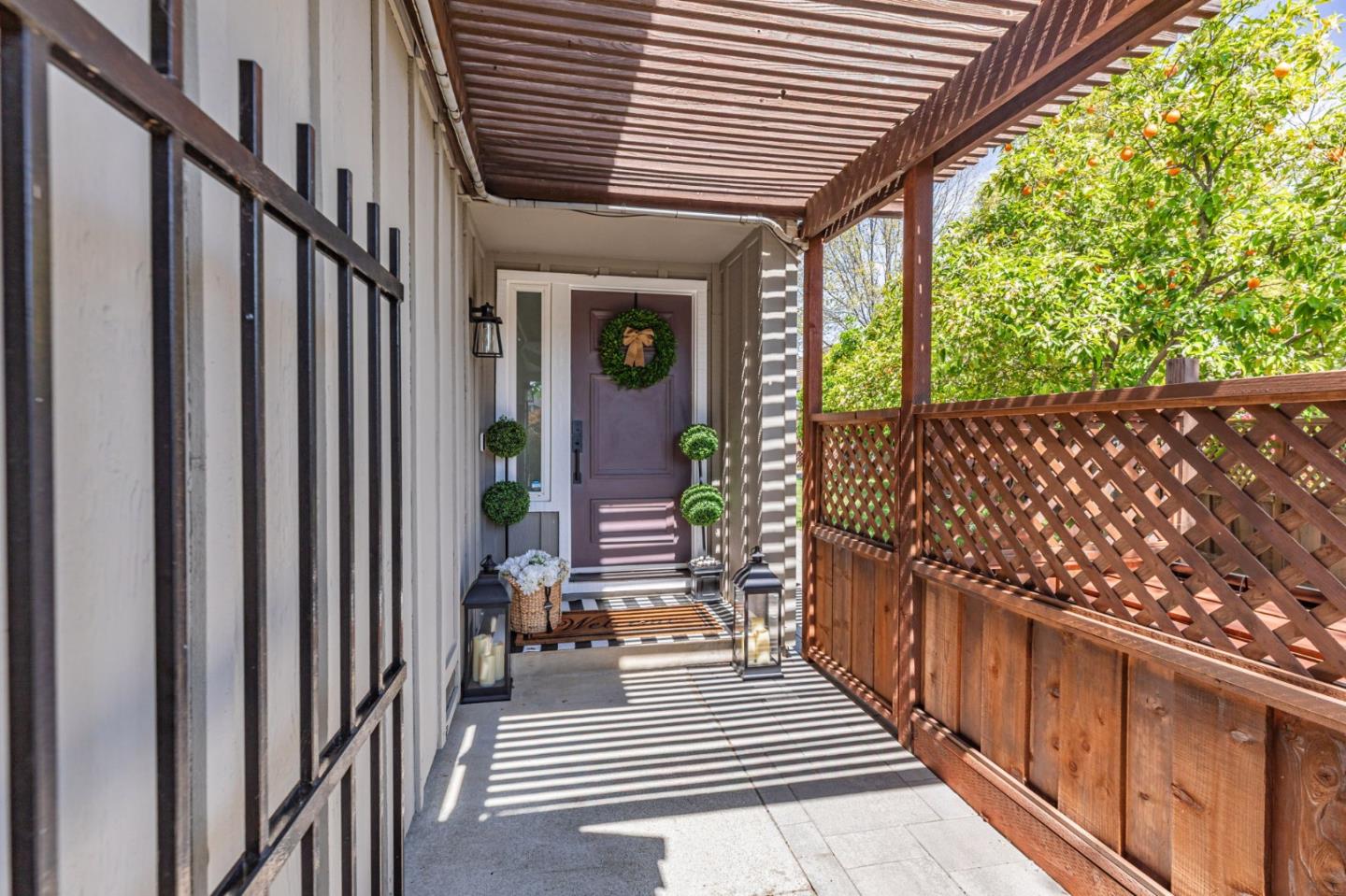 Detail Gallery Image 5 of 53 For 17510 Carriage Lamp Way, Morgan Hill,  CA 95037 - 3 Beds | 2/1 Baths
