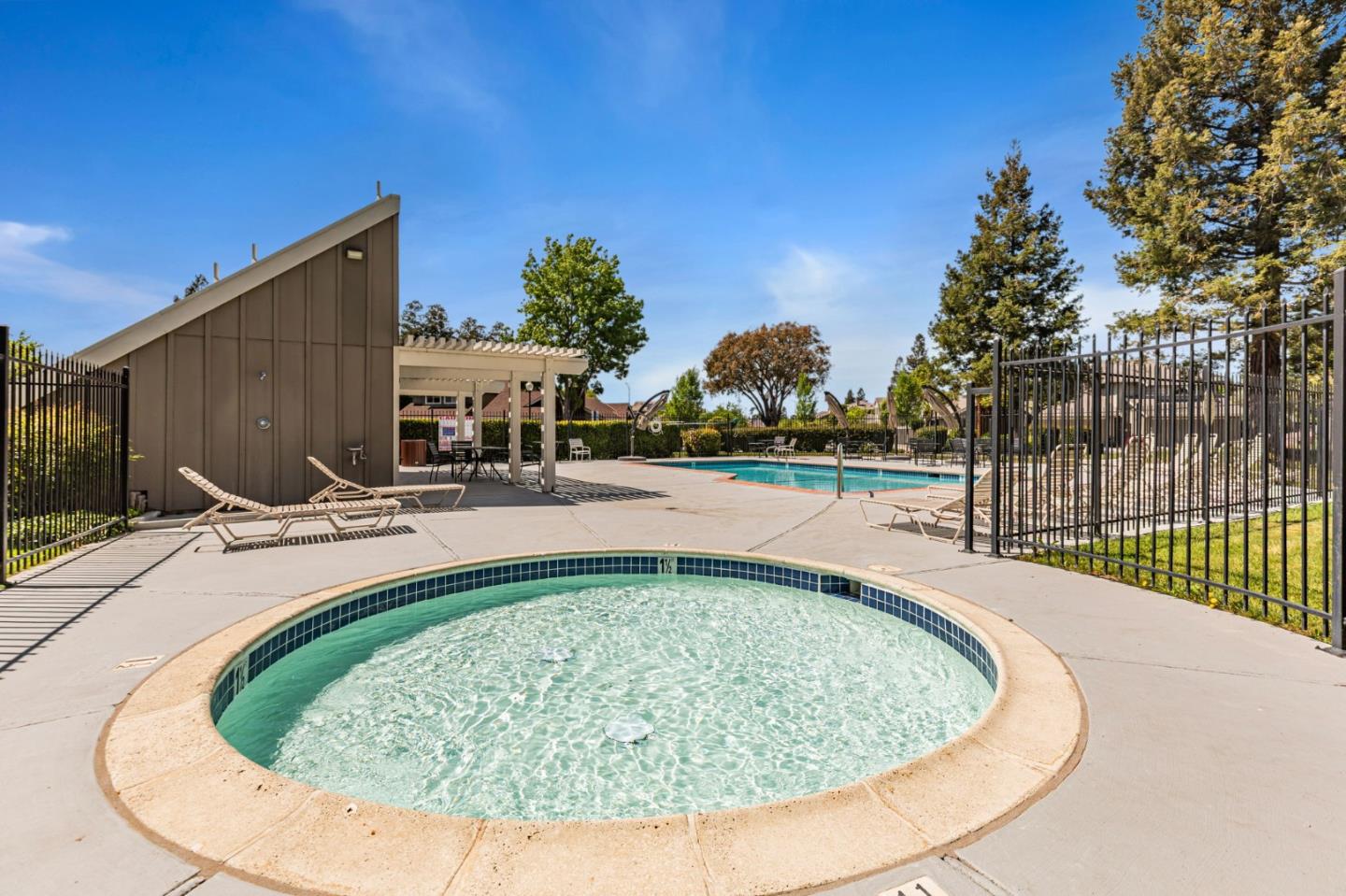 Detail Gallery Image 51 of 53 For 17510 Carriage Lamp Way, Morgan Hill,  CA 95037 - 3 Beds | 2/1 Baths