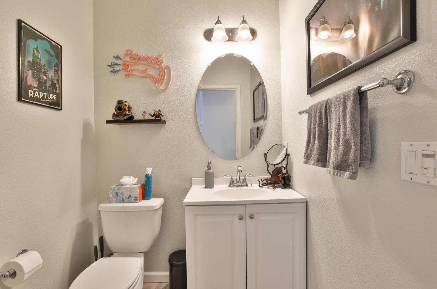 Detail Gallery Image 11 of 30 For 8 Sturla Way, Gilroy,  CA 95020 - 3 Beds | 2/1 Baths