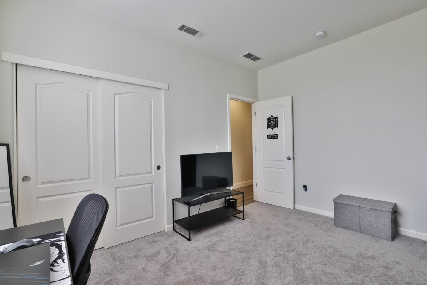 Detail Gallery Image 15 of 30 For 8 Sturla Way, Gilroy,  CA 95020 - 3 Beds | 2/1 Baths