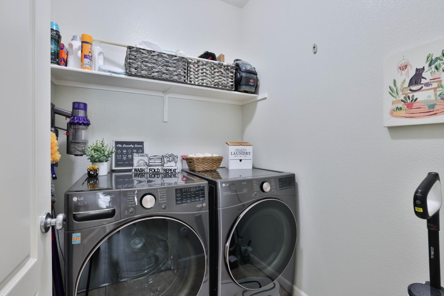 Detail Gallery Image 17 of 30 For 8 Sturla Way, Gilroy,  CA 95020 - 3 Beds | 2/1 Baths