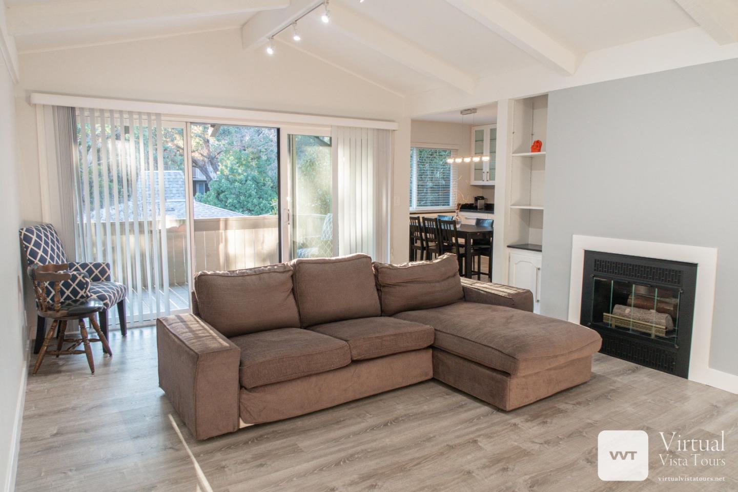 Detail Gallery Image 21 of 41 For 14333 Saratoga Ave #14,  Saratoga,  CA 95070 - 2 Beds | 2 Baths