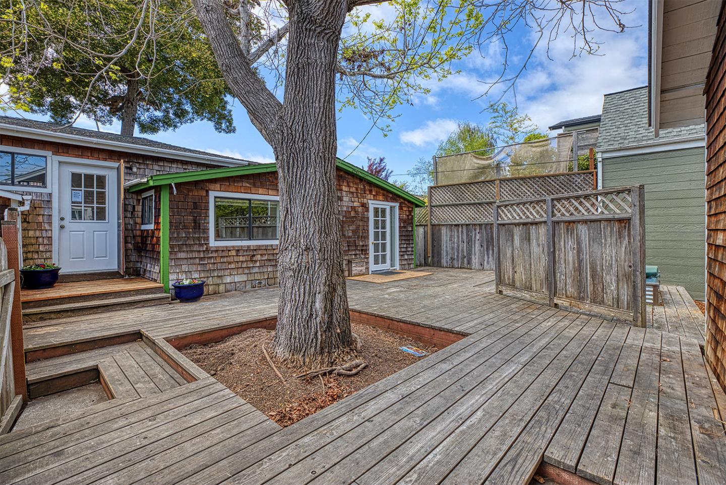 Detail Gallery Image 22 of 41 For 723 Pine St, Santa Cruz,  CA 95062 - – Beds | – Baths