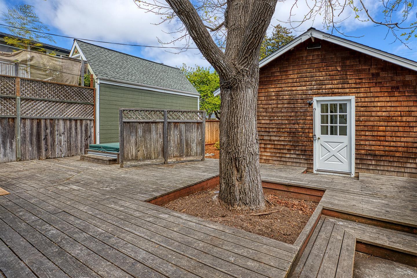 Detail Gallery Image 23 of 41 For 723 Pine St, Santa Cruz,  CA 95062 - – Beds | – Baths