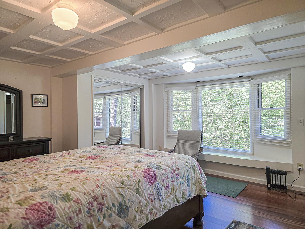 Detail Gallery Image 15 of 37 For 21565 Old Mine Rd, Los Gatos,  CA 95033 - 4 Beds | 2 Baths