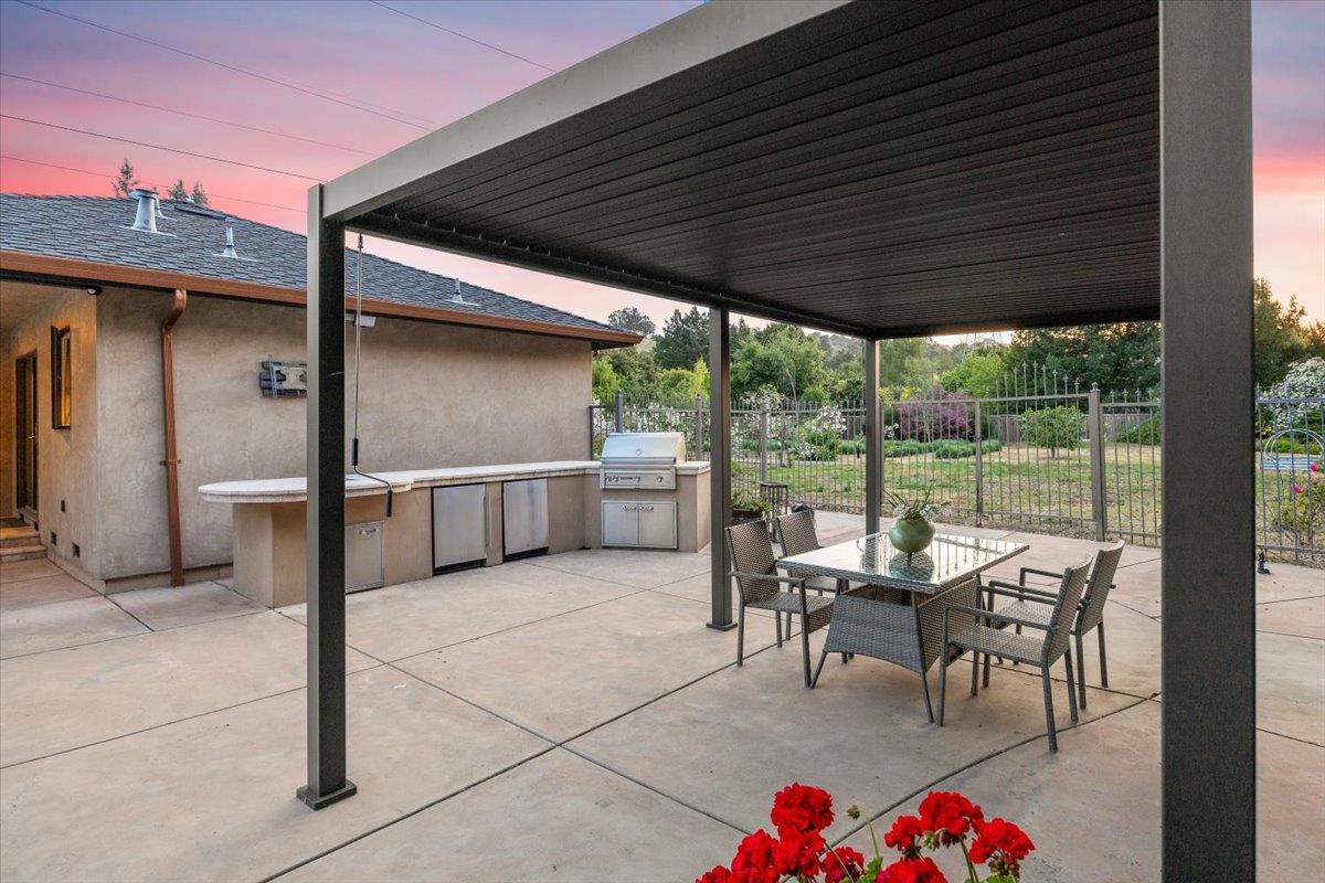 Detail Gallery Image 85 of 92 For 20811 Norada Ct, Saratoga,  CA 95070 - 4 Beds | 3 Baths