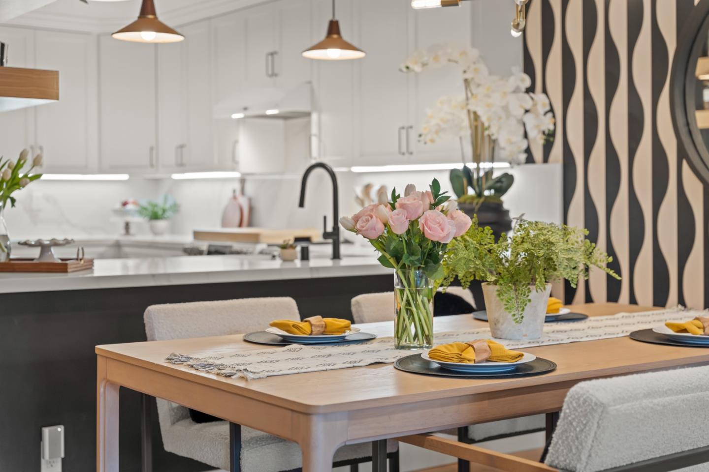 Detail Gallery Image 10 of 30 For 1687 Bayridge Way #104,  San Mateo,  CA 94402 - 2 Beds | 2 Baths