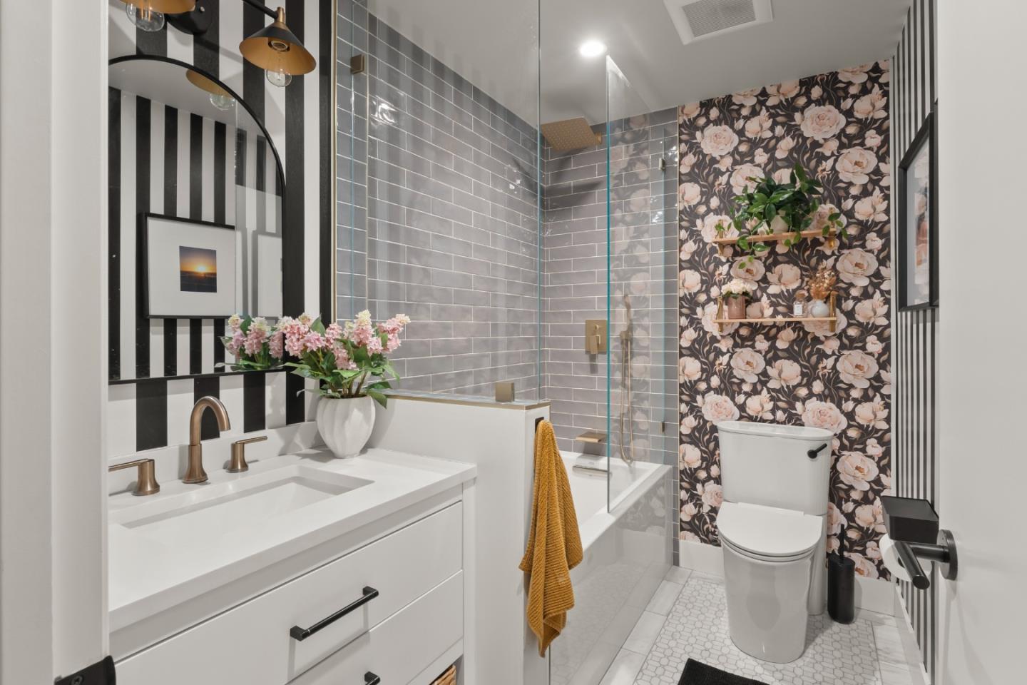 Detail Gallery Image 17 of 30 For 1687 Bayridge Way #104,  San Mateo,  CA 94402 - 2 Beds | 2 Baths