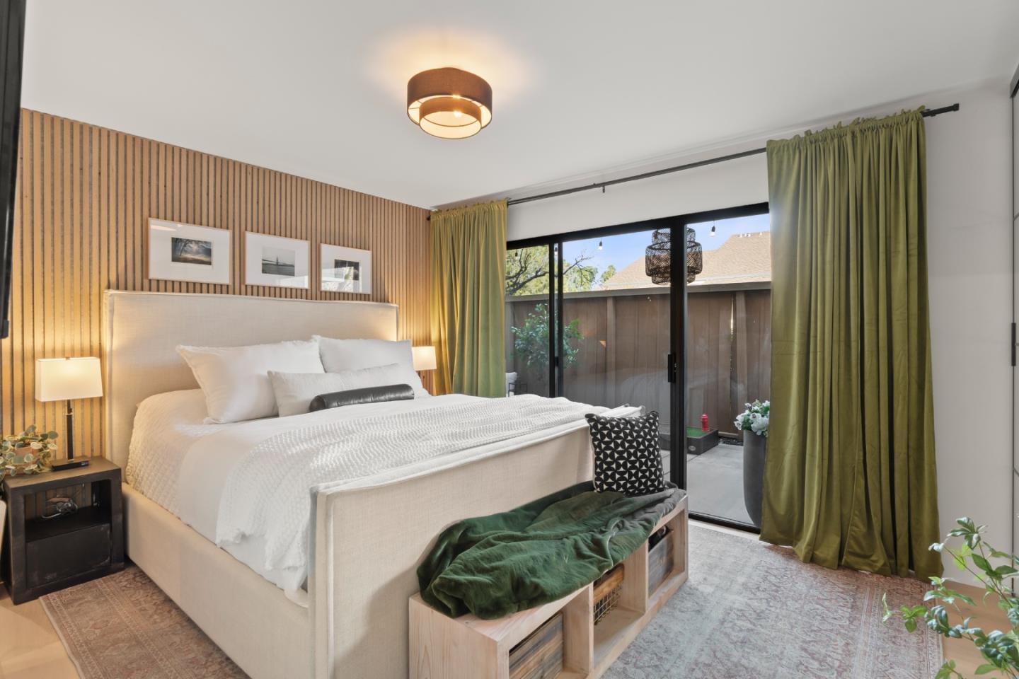 Detail Gallery Image 19 of 30 For 1687 Bayridge Way #104,  San Mateo,  CA 94402 - 2 Beds | 2 Baths