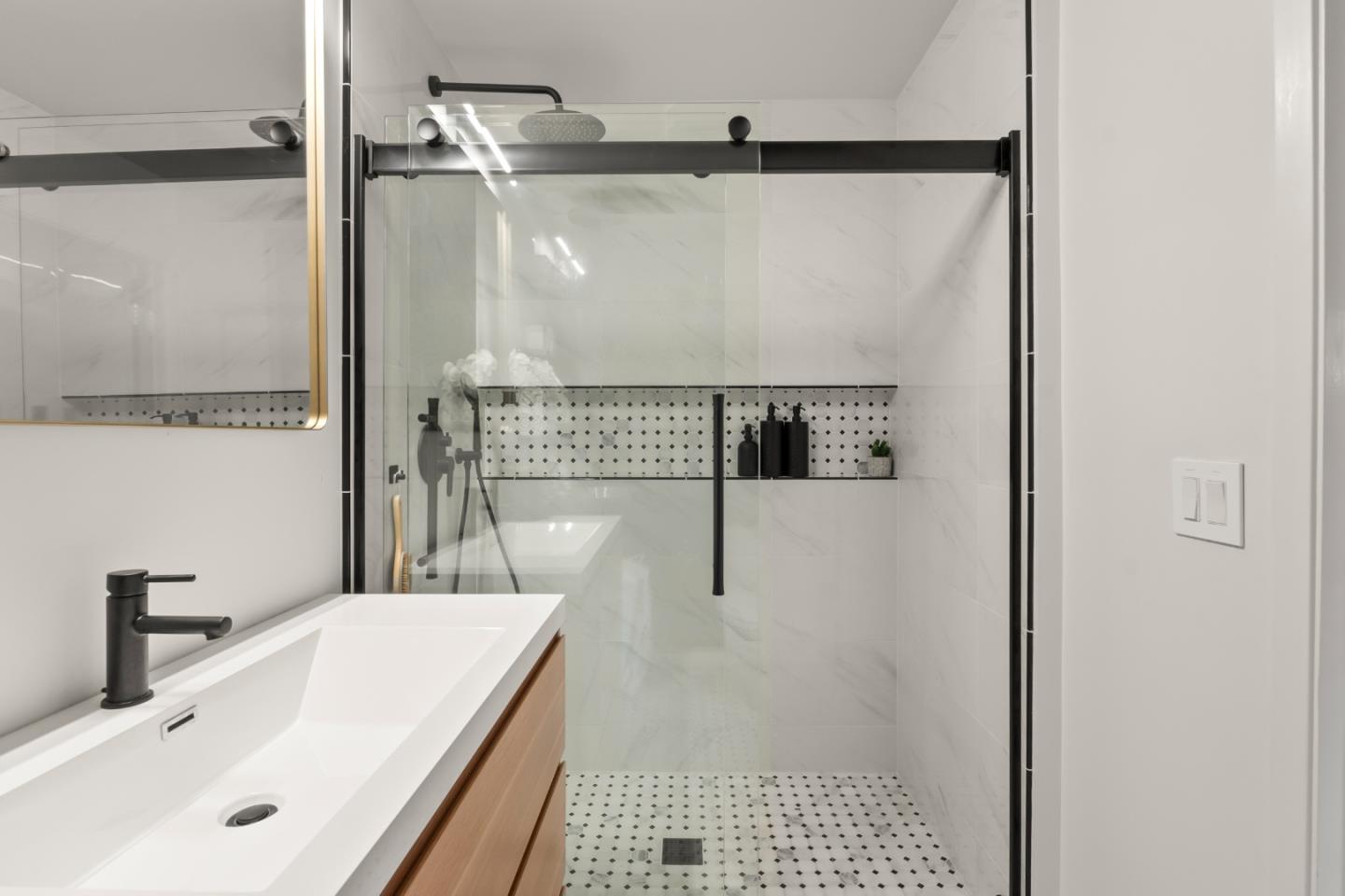 Detail Gallery Image 22 of 30 For 1687 Bayridge Way #104,  San Mateo,  CA 94402 - 2 Beds | 2 Baths