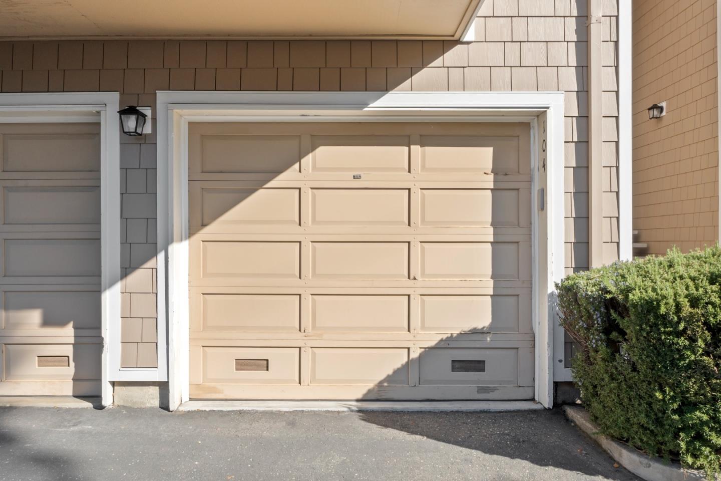 Detail Gallery Image 25 of 30 For 1687 Bayridge Way #104,  San Mateo,  CA 94402 - 2 Beds | 2 Baths