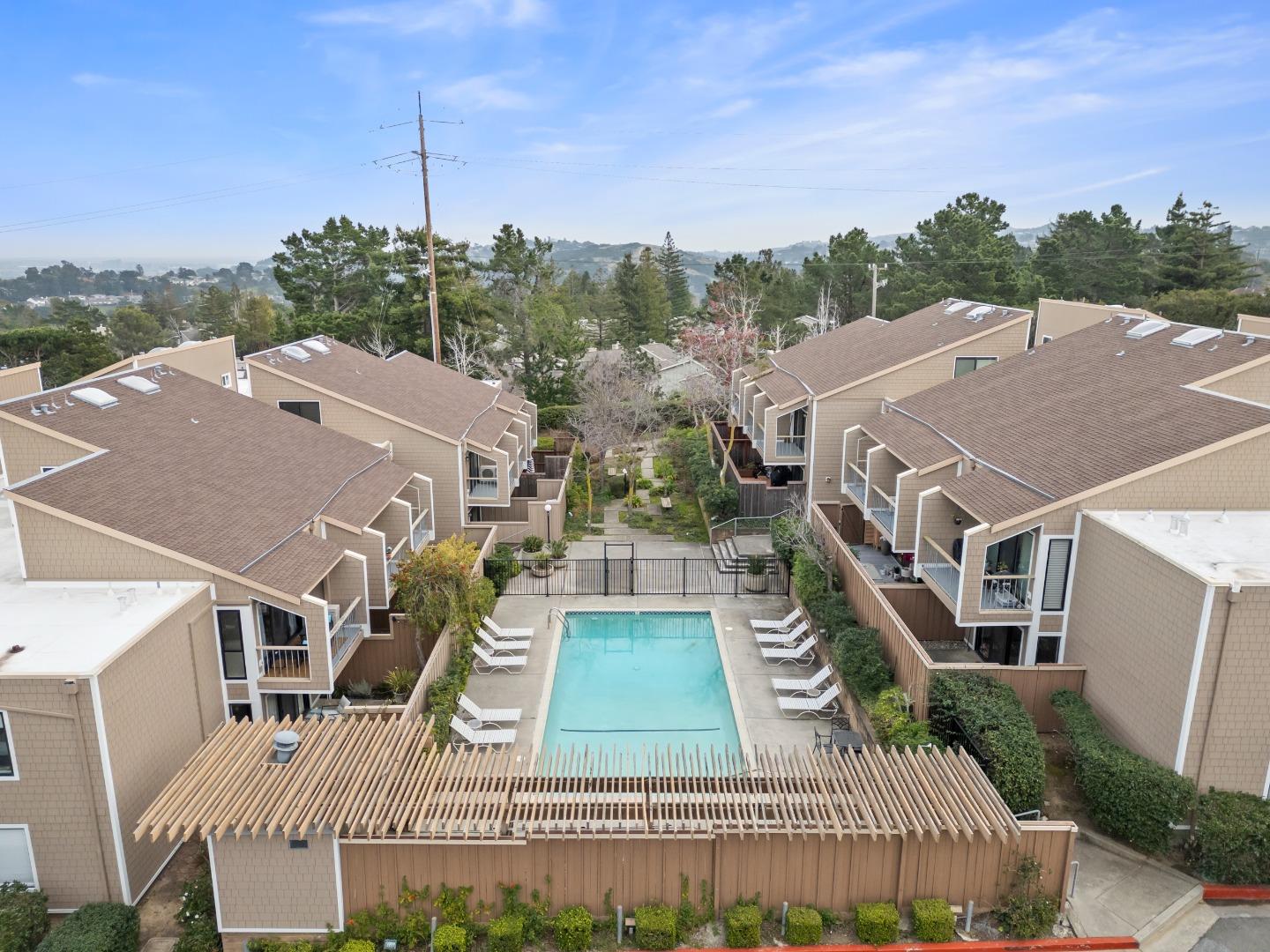 Detail Gallery Image 27 of 30 For 1687 Bayridge Way #104,  San Mateo,  CA 94402 - 2 Beds | 2 Baths
