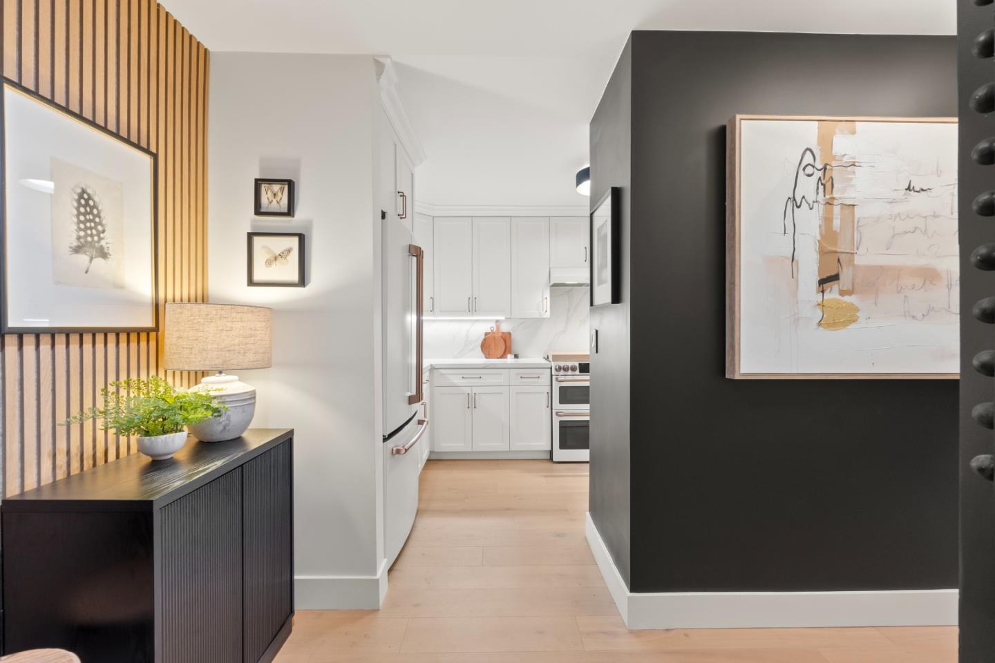 Detail Gallery Image 3 of 30 For 1687 Bayridge Way #104,  San Mateo,  CA 94402 - 2 Beds | 2 Baths