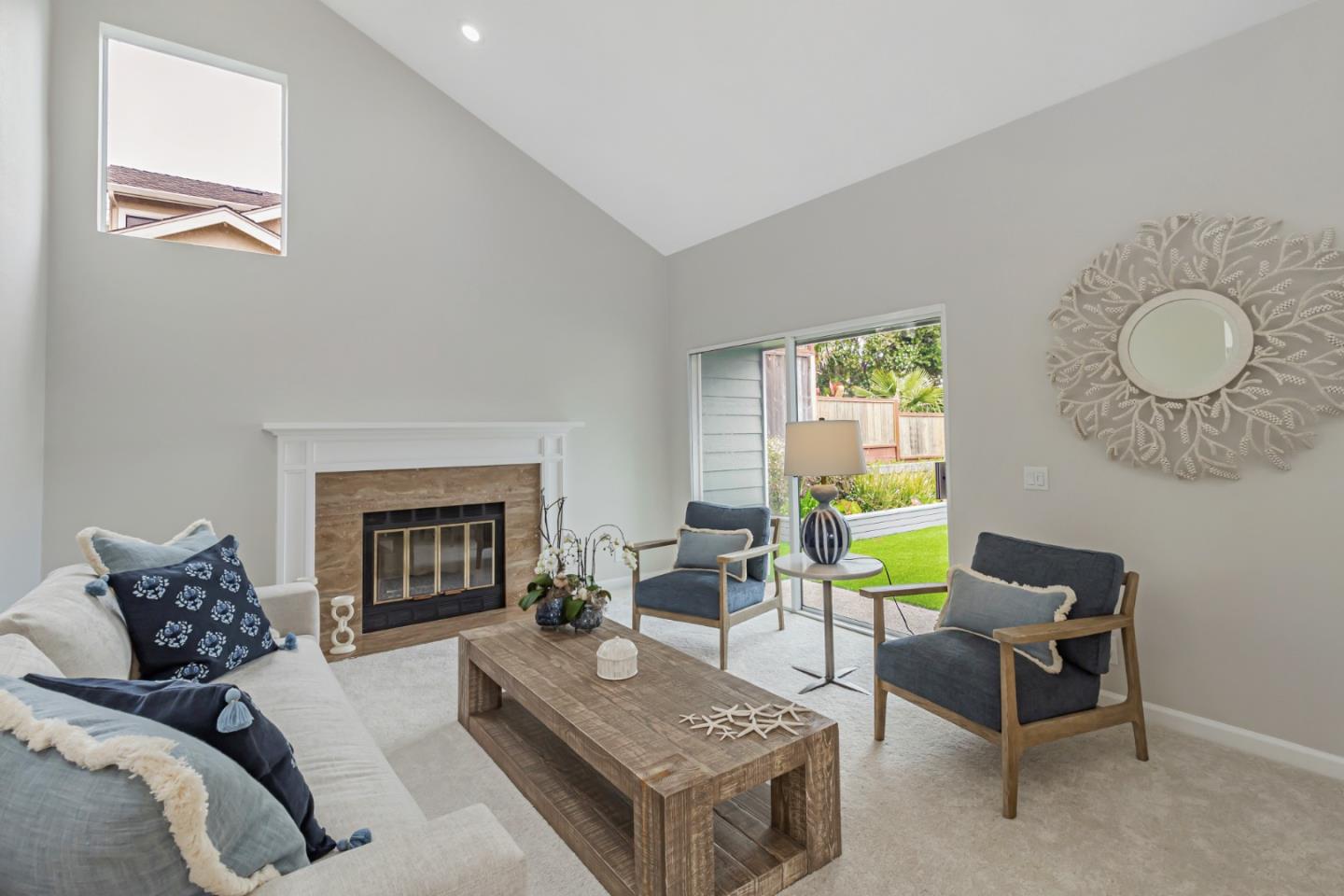 Detail Gallery Image 3 of 38 For 2100 Winged Foot Rd, Half Moon Bay,  CA 94019 - 3 Beds | 2/1 Baths