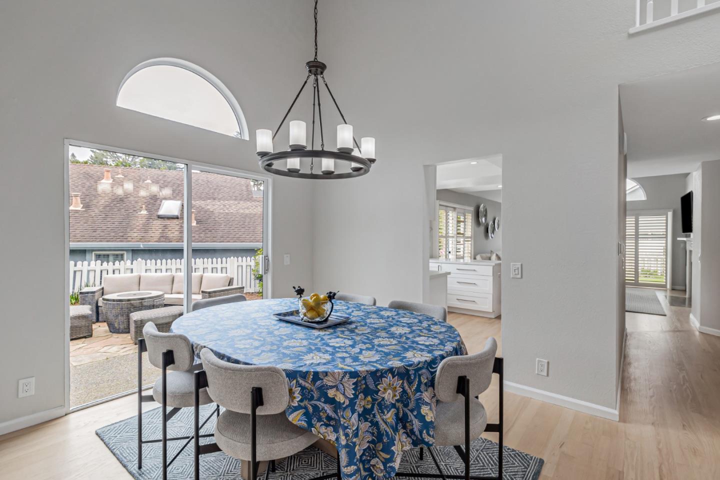Detail Gallery Image 6 of 38 For 2100 Winged Foot Rd, Half Moon Bay,  CA 94019 - 3 Beds | 2/1 Baths