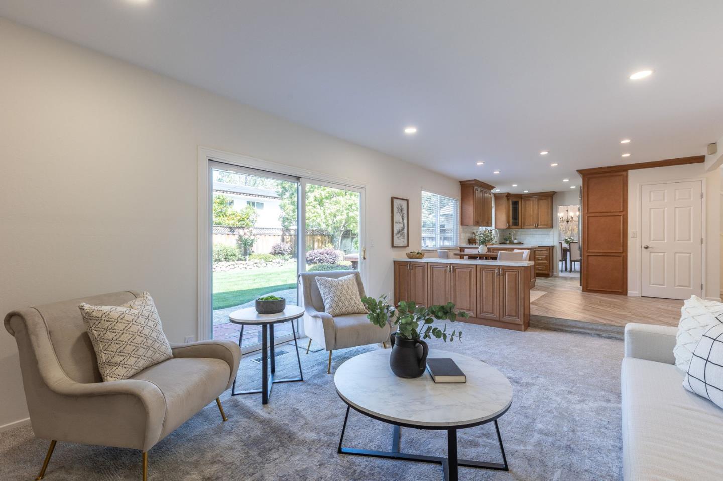 Detail Gallery Image 22 of 49 For 2550 Fairglen Dr, San Jose,  CA 95125 - 5 Beds | 2/1 Baths