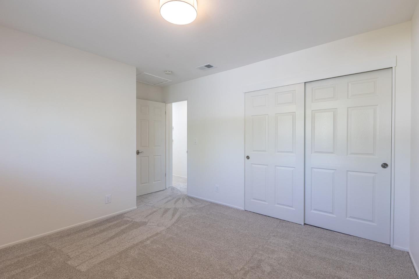 Detail Gallery Image 31 of 49 For 2550 Fairglen Dr, San Jose,  CA 95125 - 5 Beds | 2/1 Baths