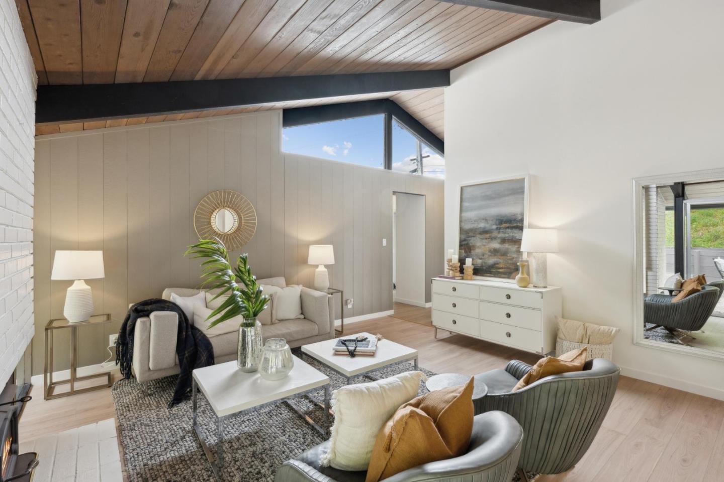 Detail Gallery Image 12 of 63 For 1719 Yorktown Rd, San Mateo,  CA 94402 - 4 Beds | 2 Baths