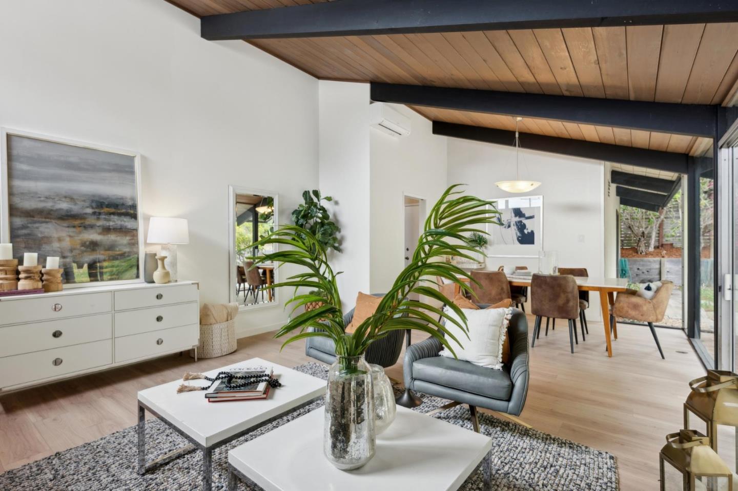 Detail Gallery Image 13 of 63 For 1719 Yorktown Rd, San Mateo,  CA 94402 - 4 Beds | 2 Baths