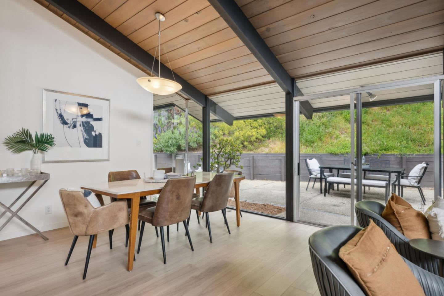 Detail Gallery Image 15 of 63 For 1719 Yorktown Rd, San Mateo,  CA 94402 - 4 Beds | 2 Baths