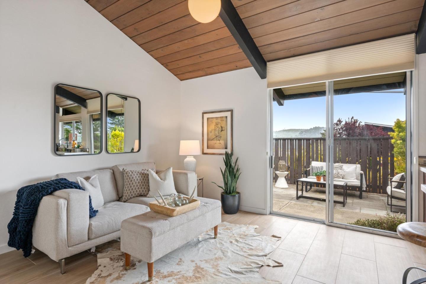 Detail Gallery Image 28 of 63 For 1719 Yorktown Rd, San Mateo,  CA 94402 - 4 Beds | 2 Baths
