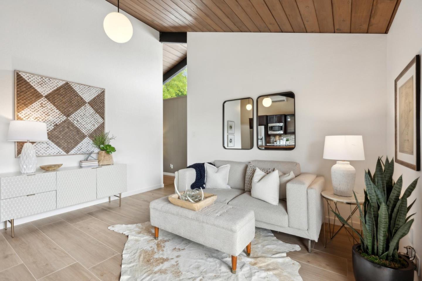 Detail Gallery Image 30 of 63 For 1719 Yorktown Rd, San Mateo,  CA 94402 - 4 Beds | 2 Baths