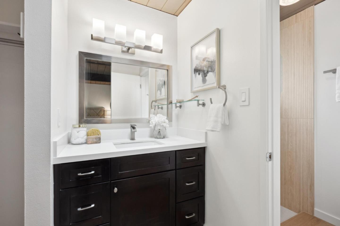 Detail Gallery Image 37 of 63 For 1719 Yorktown Rd, San Mateo,  CA 94402 - 4 Beds | 2 Baths