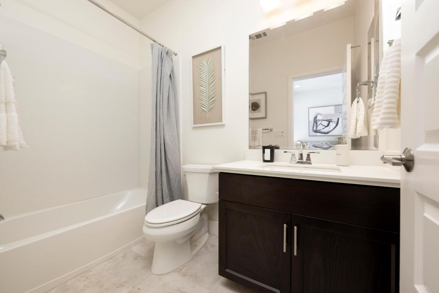 Detail Gallery Image 15 of 26 For 373 Derby Ave, San Mateo,  CA 94403 - 2 Beds | 2/1 Baths