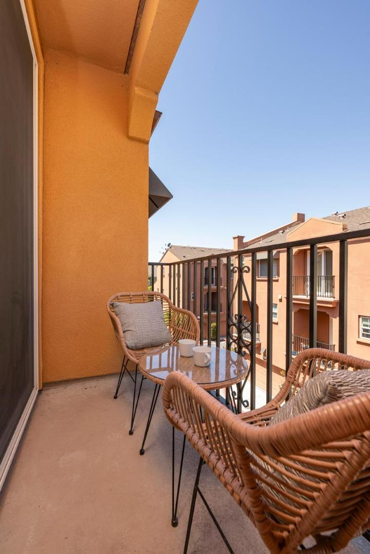Detail Gallery Image 16 of 26 For 373 Derby Ave, San Mateo,  CA 94403 - 2 Beds | 2/1 Baths