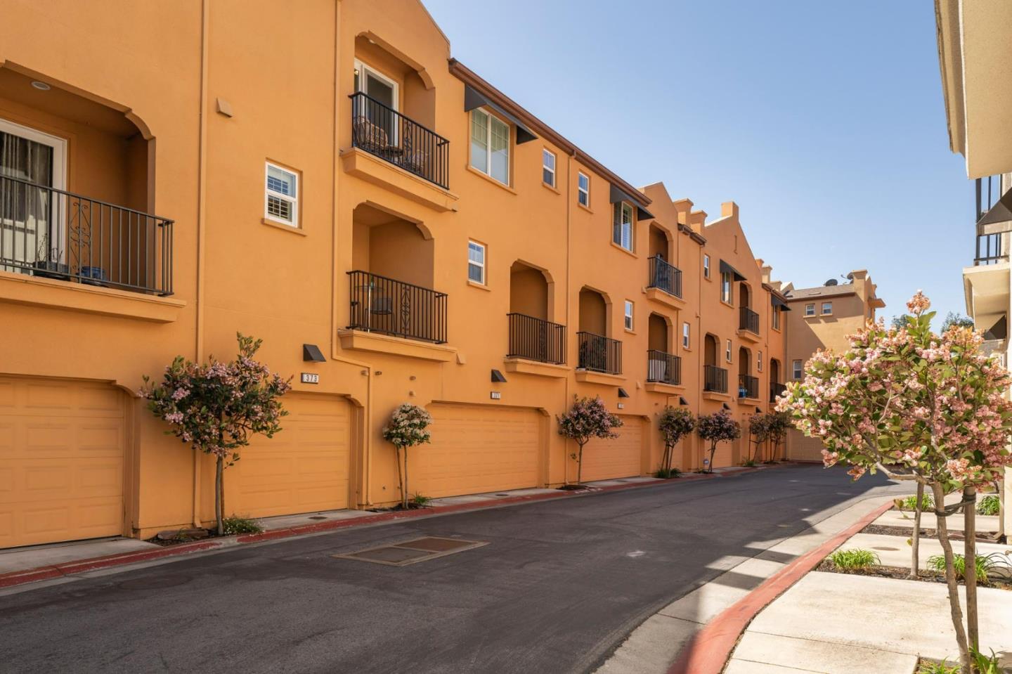 Detail Gallery Image 18 of 26 For 373 Derby Ave, San Mateo,  CA 94403 - 2 Beds | 2/1 Baths