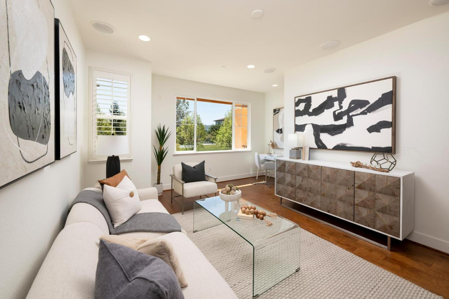 Detail Gallery Image 5 of 26 For 373 Derby Ave, San Mateo,  CA 94403 - 2 Beds | 2/1 Baths