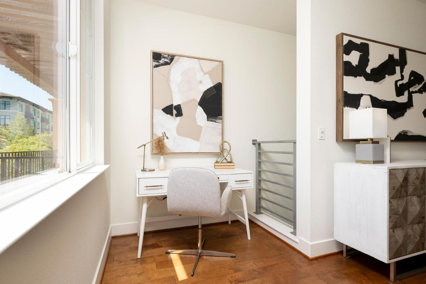 Detail Gallery Image 6 of 26 For 373 Derby Ave, San Mateo,  CA 94403 - 2 Beds | 2/1 Baths