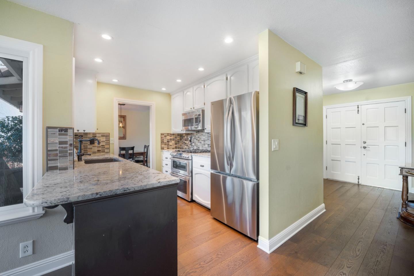 Detail Gallery Image 10 of 37 For 16780 Dry Creek Ct, Morgan Hill,  CA 95037 - 4 Beds | 3 Baths