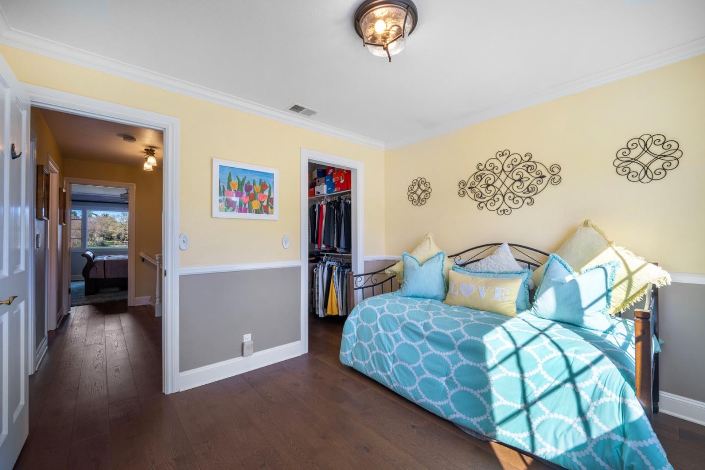 Detail Gallery Image 19 of 37 For 16780 Dry Creek Ct, Morgan Hill,  CA 95037 - 4 Beds | 3 Baths